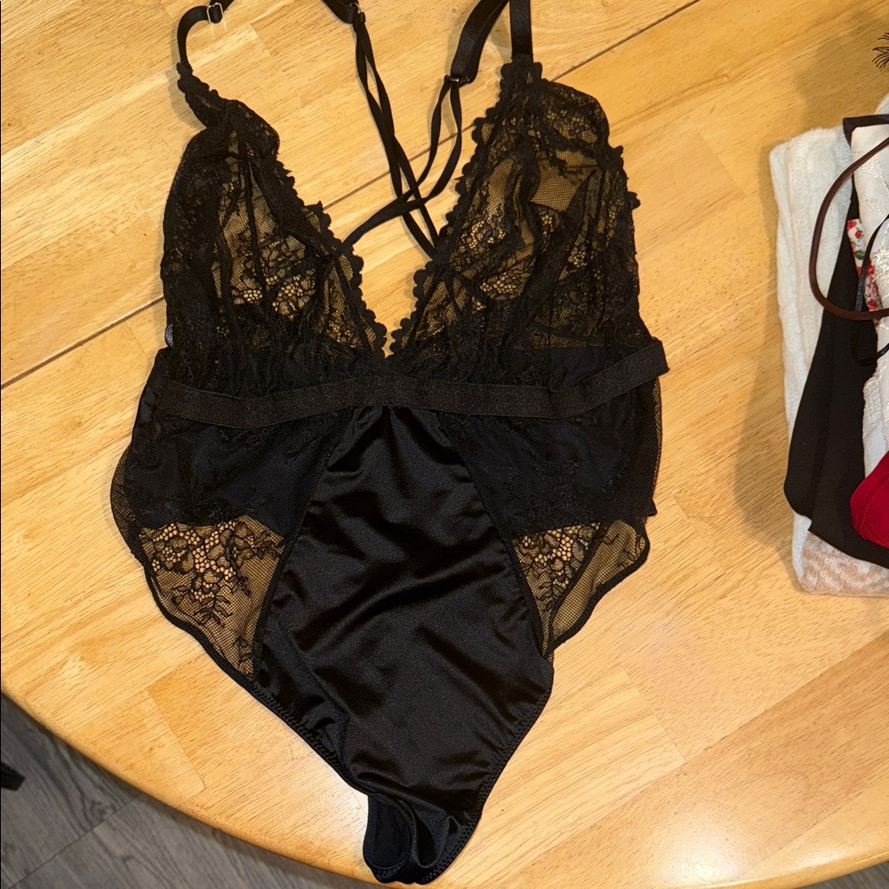 Auden Black Lace Chemise